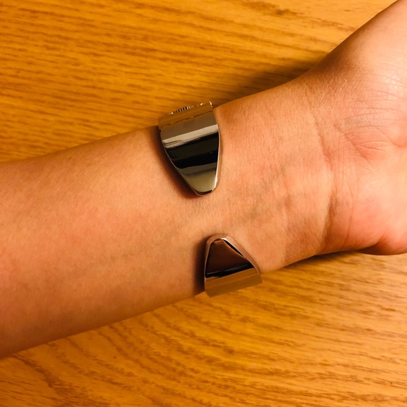 Black stylish watch (brand new) - Picture 2 of 3